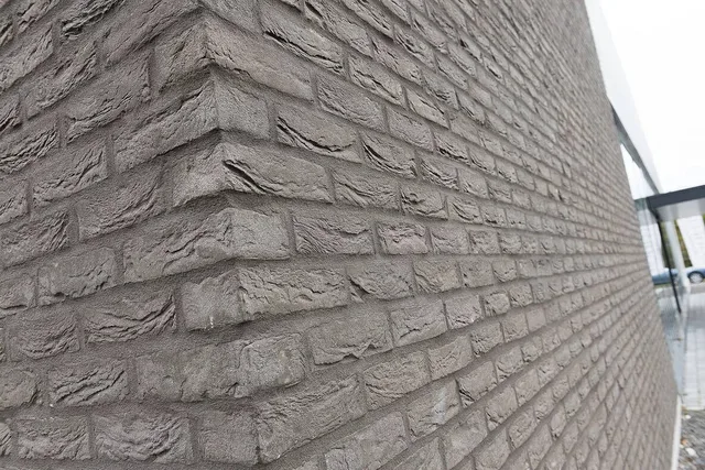 Кирпич ручной формовки Nelissen Antraciet 215x100x65