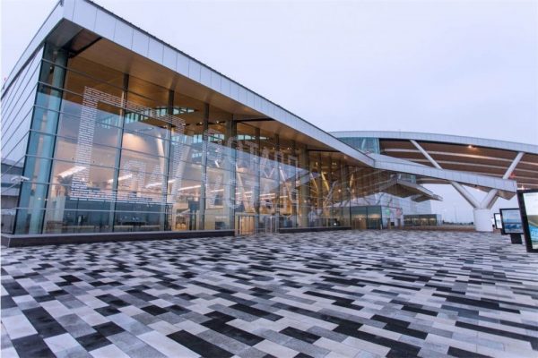 Pryamougolnik B 5 P 8 Iskusstvennij Kamen Shungit 80 2