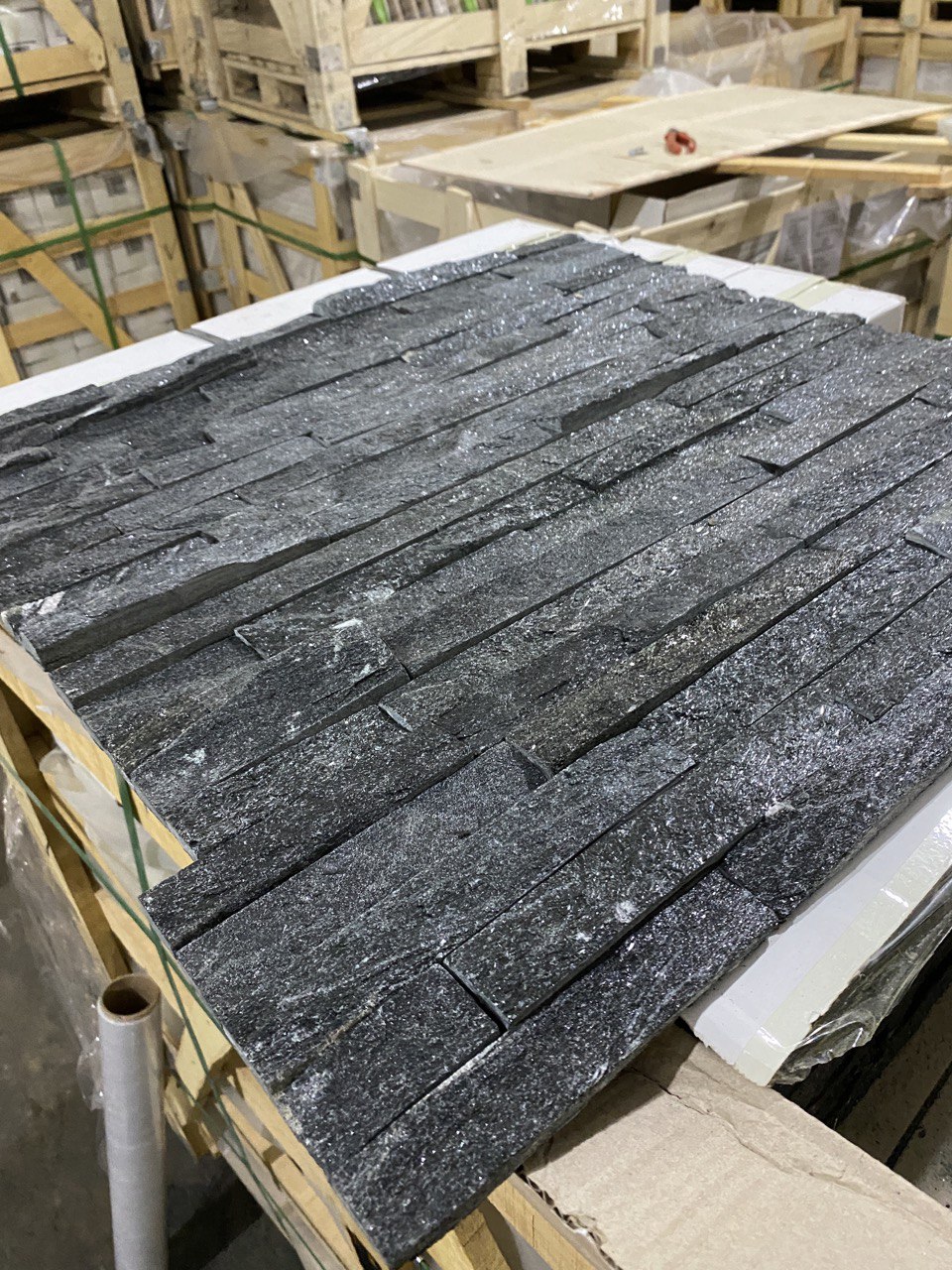 k001qlnrik30m7tgjw2vyr2moio10w18.jpg K001qlnrik30m7tgjw2vyr2moio10w18