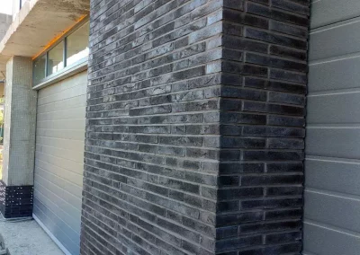 Минеральный кирпич Wandermode Armschwung AZ110R50 Schwarze Lava рядовой 500x40x50 мм 4